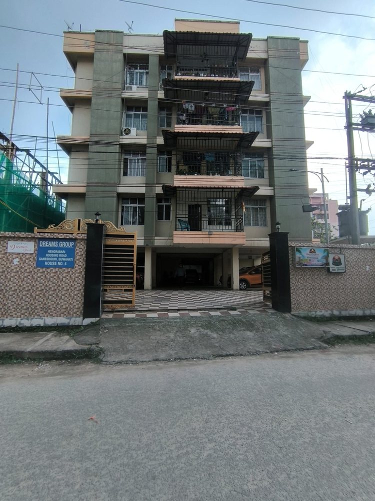 Dreams Aastha — premium apartment complex, Hengrabari